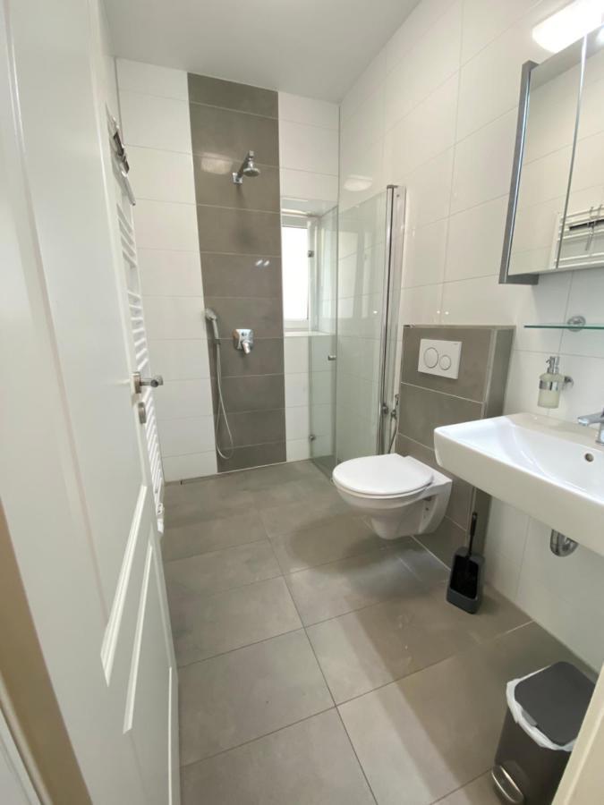 Holiday Apartment Essen Esterno foto